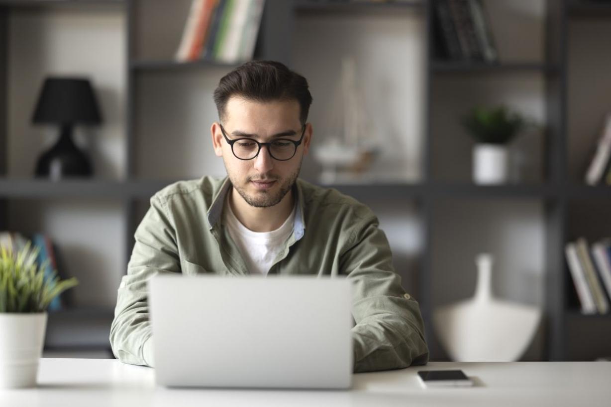 Professional workspace optimization consultation session